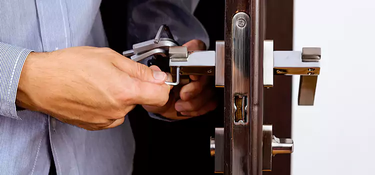 Commercial Door Lock Repair St. Charles